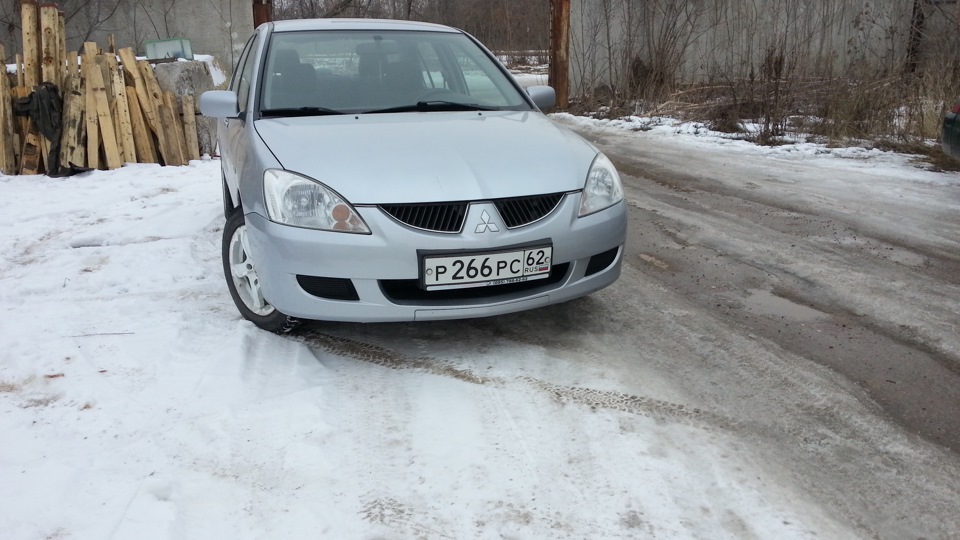 Mitsubishi Lancer Серебро