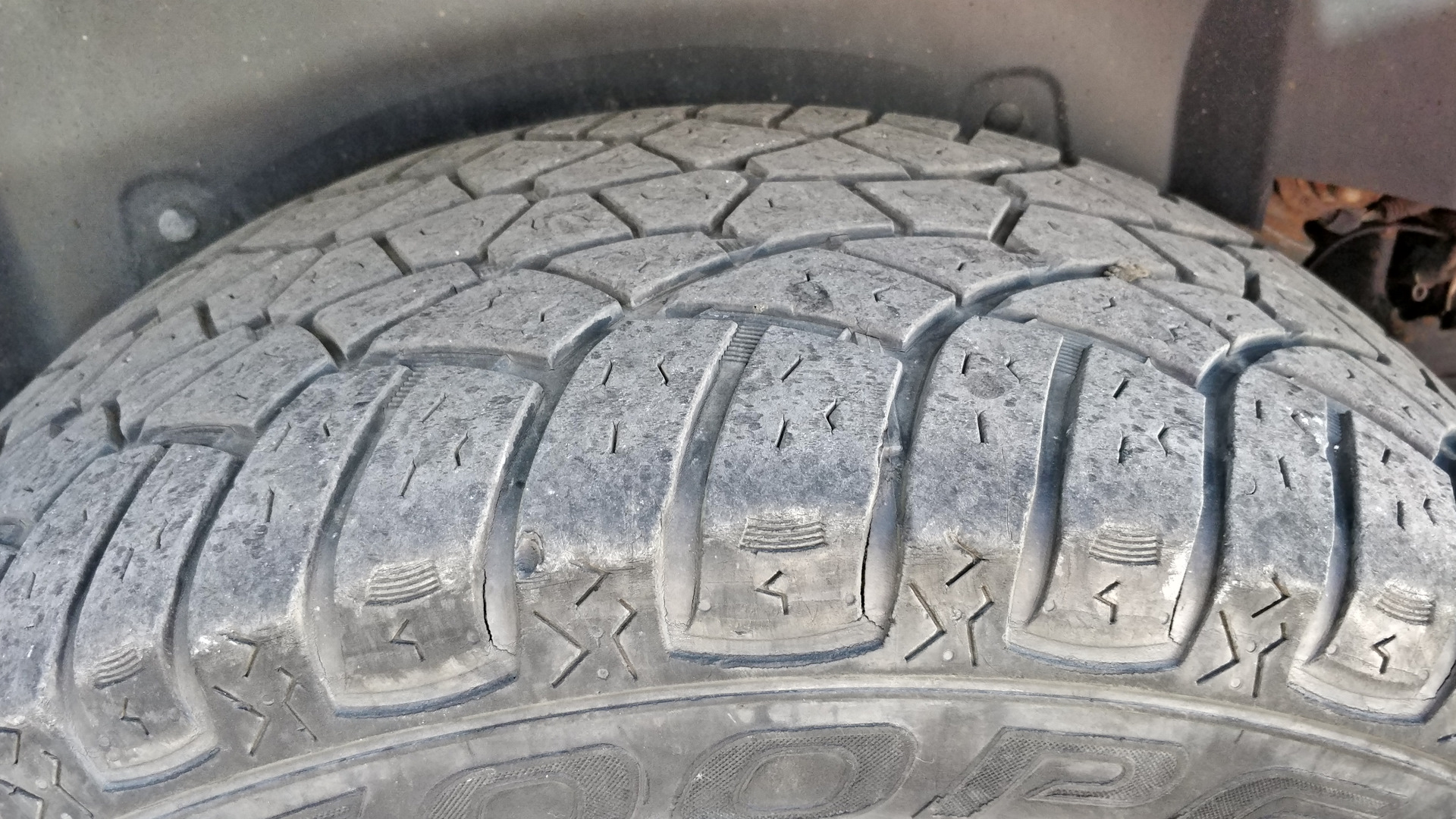 Зимние шины 275 55 r19. Cooper Zeon LTZ 275/55 r20. Cooper Zeon LTZ. R21 АТ Cooper Zeon. Cooper Zeon XST 285/55 18.