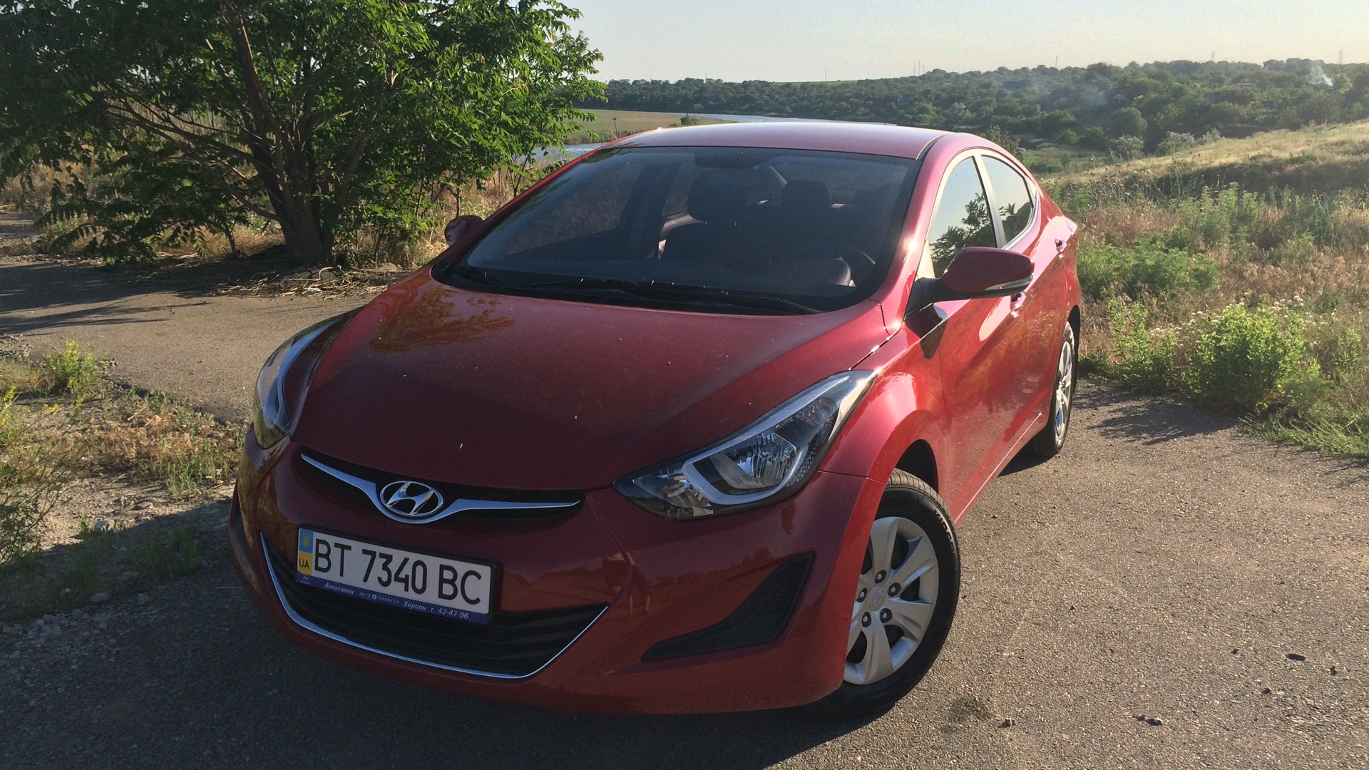 Hyundai Elantra (5G) 1.6 бензиновый 2014 | brilliant red на DRIVE2