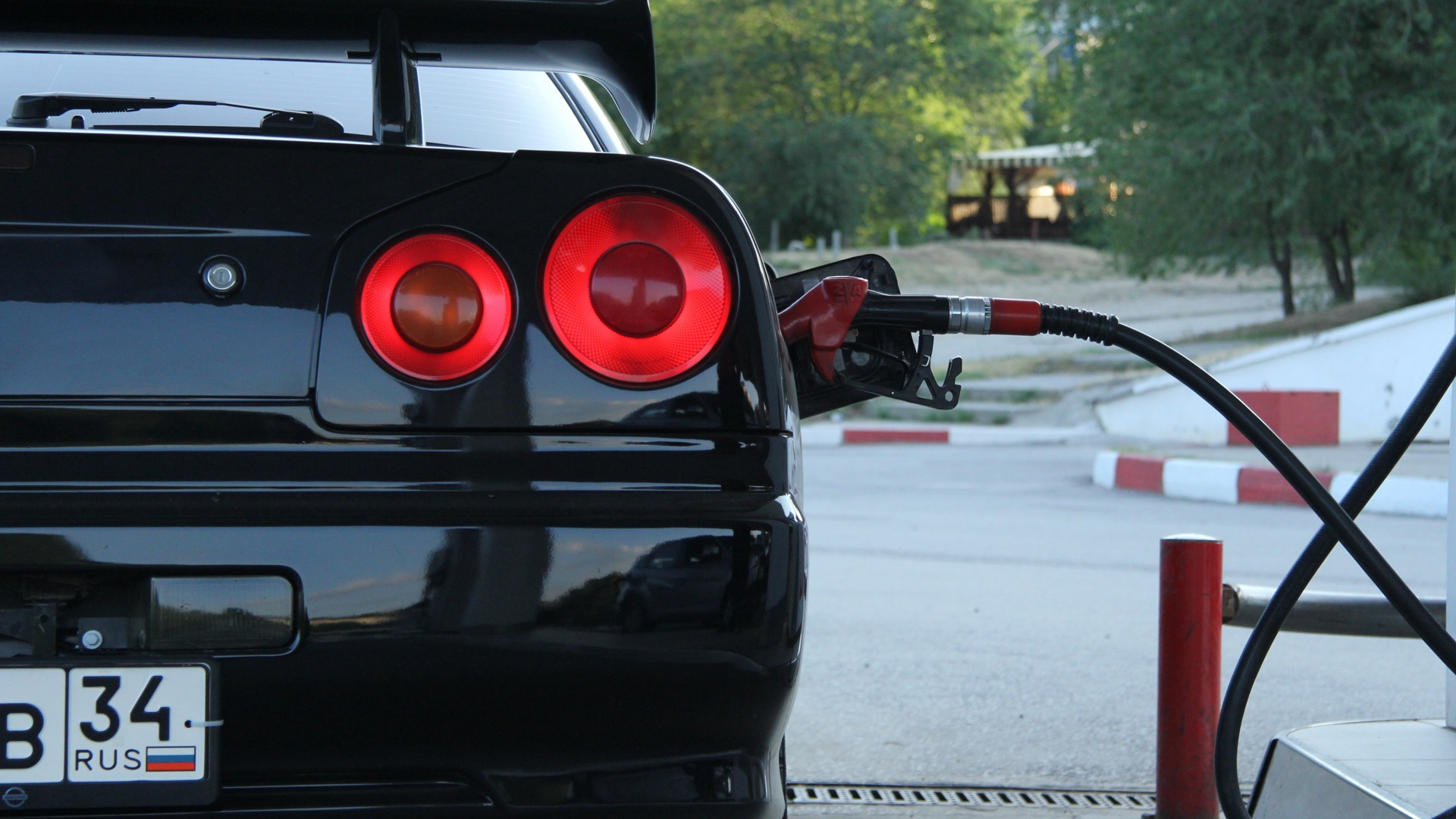 Nissan Skyline drive2