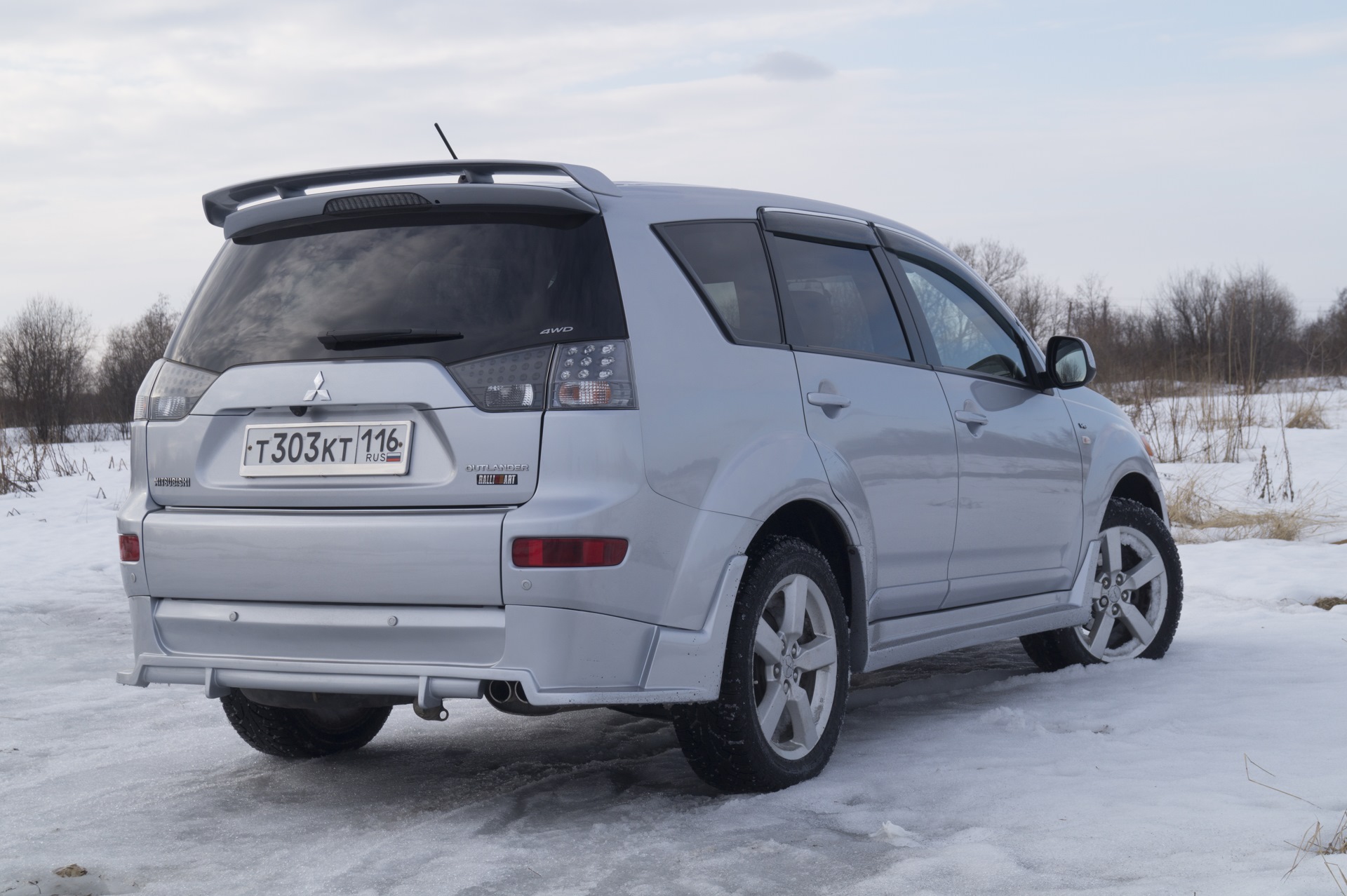 mitsubishi outlander 3 спойлер