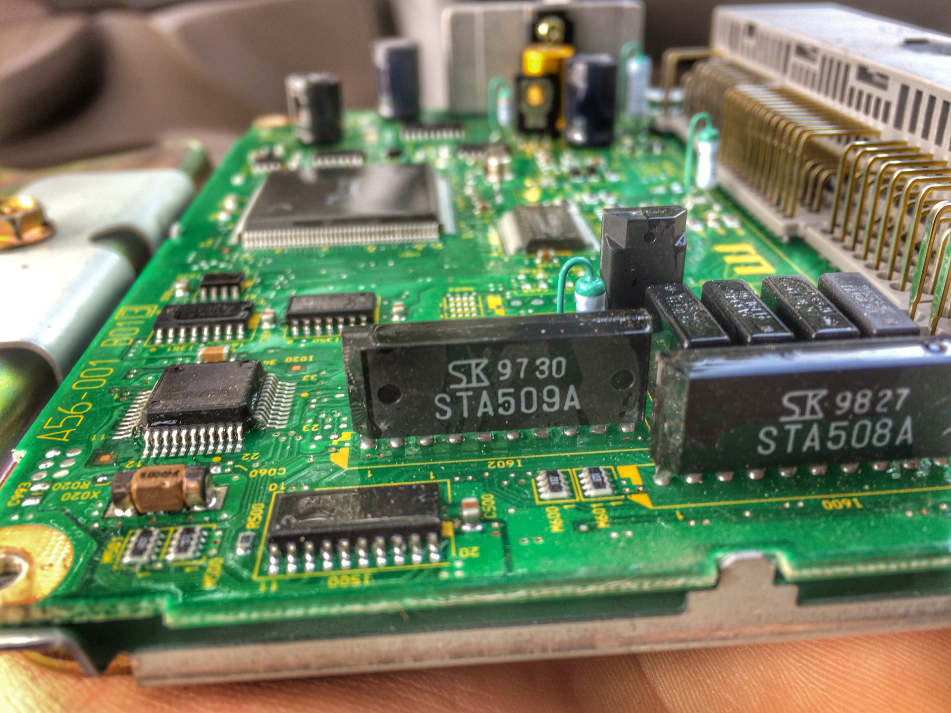 Заменить микросхемы