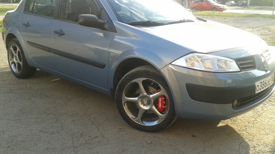 Рено меган 2 на 17 дисках фото Renault Megane II 1.6 бензиновый 2006 Маргоша на DRIVE2