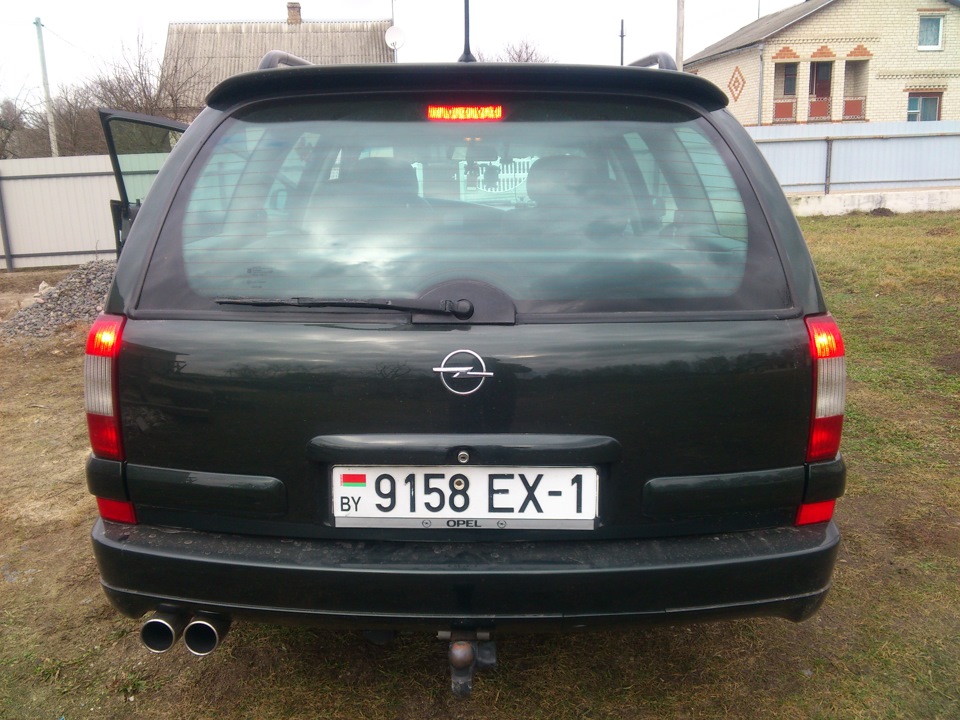 лампочка дополнительного стопа — Opel Omega B, 2,5 л, 2001 года ...