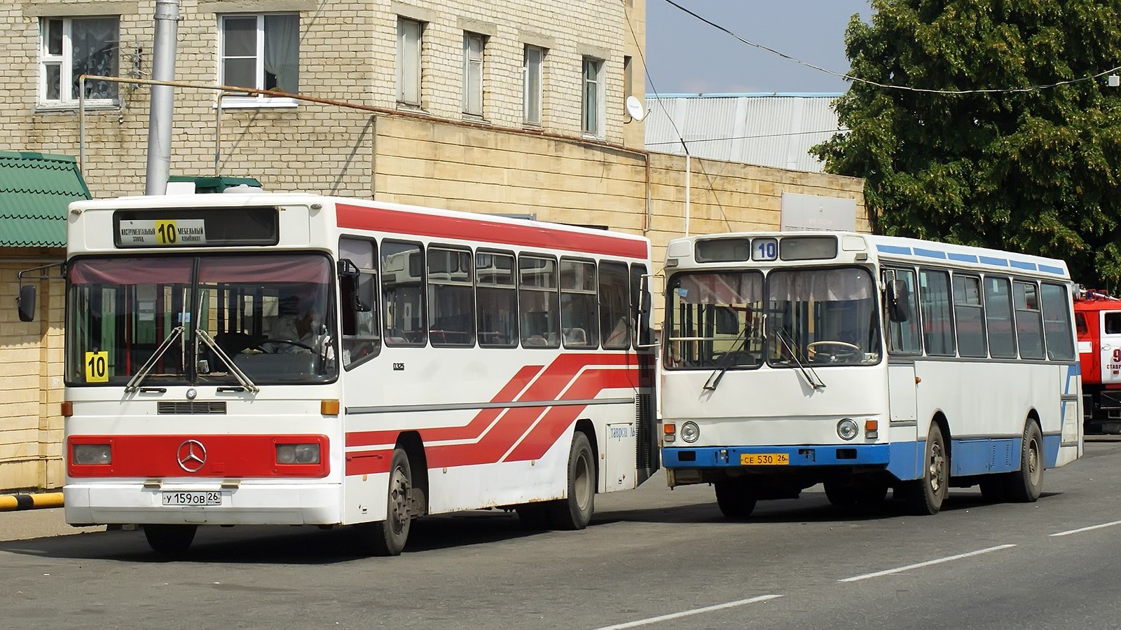 ЛАЗ-42021 