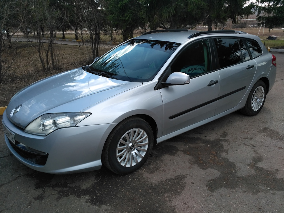 Лагуна 3 дизель. Рено Лагуна 3 2008. Renault Laguna 2008. Рено Лагуна 2008 года. Renault Laguna, 2008 год.