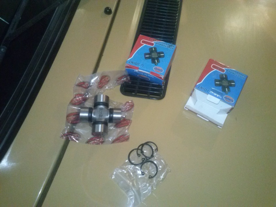 Замена крестовин на кардане! — Lada 2103, 1,5 л, 1976 года | своими ...