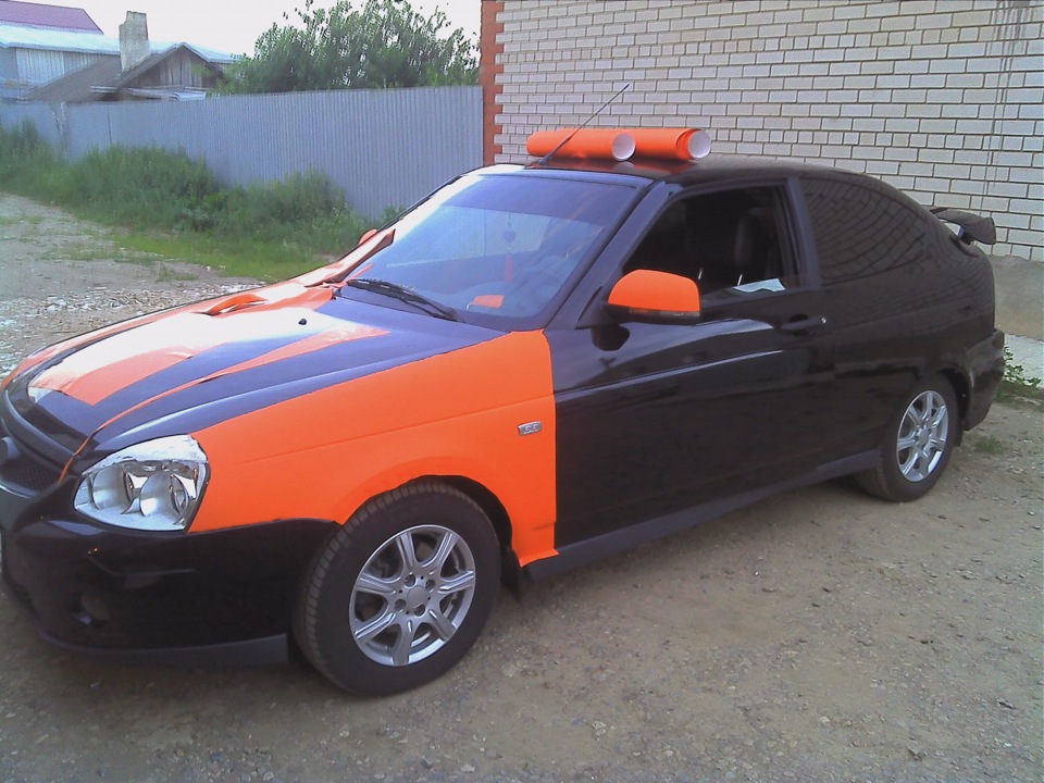 Lada Priora Coupe оранжевая