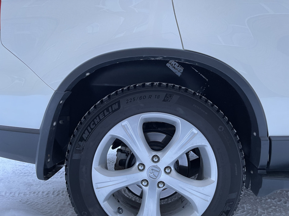 Установка подкрылков в задние арки на Honda CR-V 3 — Honda CR-V (RE), 2 ...