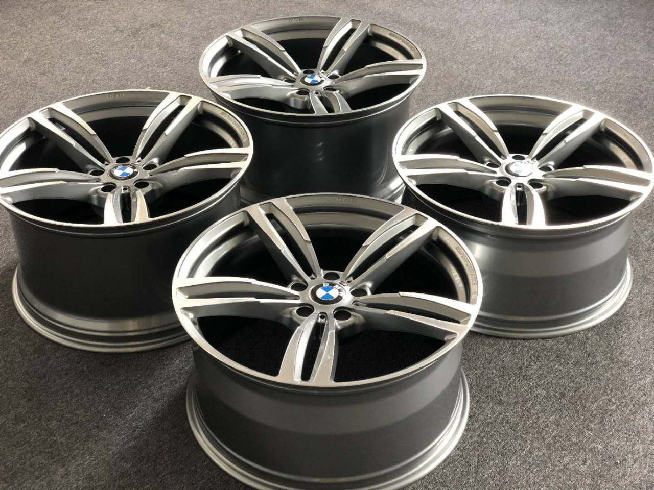 21 диски. BMW f15 кованые диски. Диски БМВ r18 ковка. Диск ковка BMW 550.