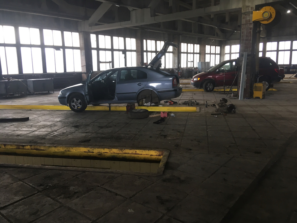 Чистка двигателя водородом — Audi A4 (B8), 1,8 л, 2013 года | визит на ...