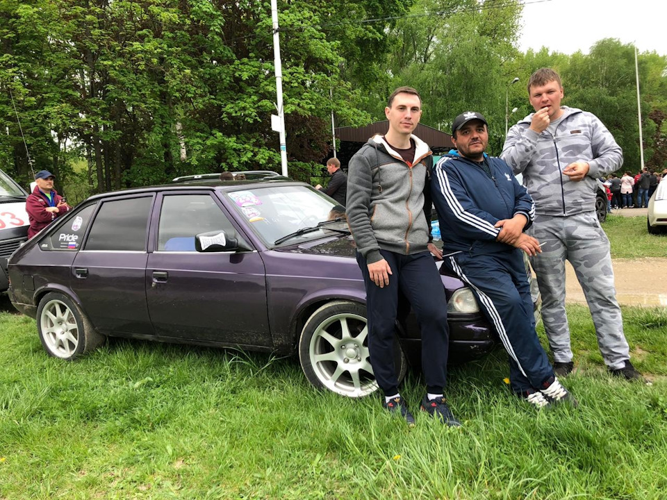 Отдых на автозвуке — Москвич Святогор, 1,6 л, 1999 года | автозвук | DRIVE2