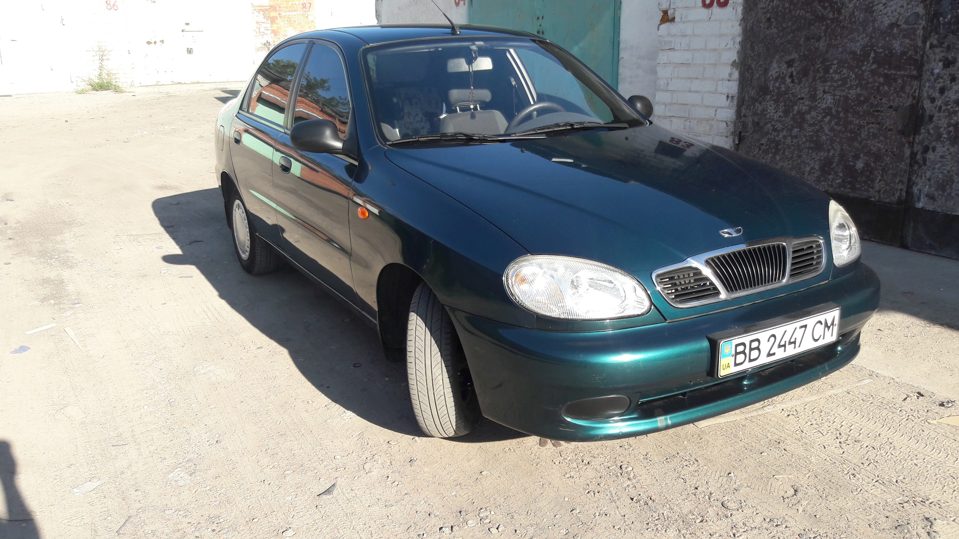 Daewoo Lanos 1.5 бензиновый 2007 | Очень Тёмно-Зелёный на DRIVE2