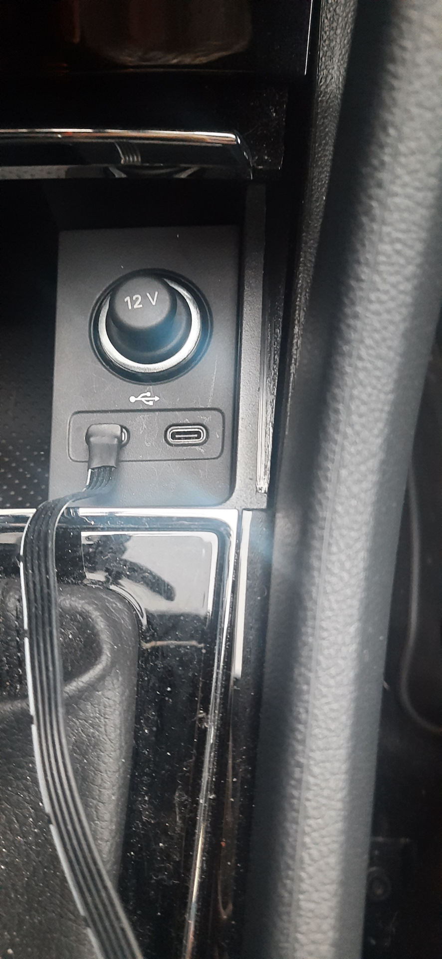 "Г" образный провод Type-C/Type-C для гаджетов — Skoda Kodiaq (1G), 1,4 ...