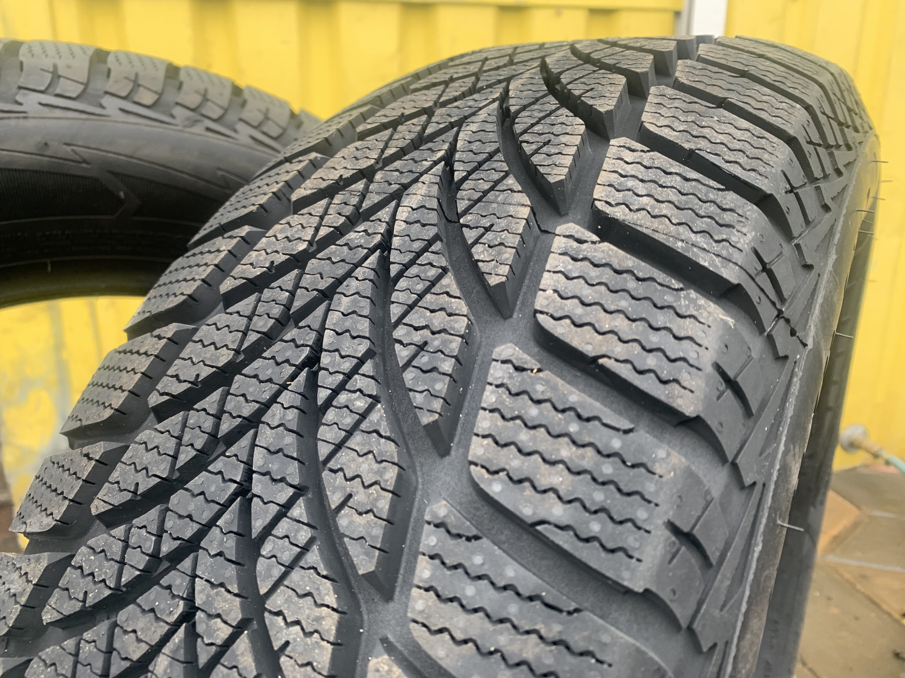 Зима близко! Зимние шины 215/60 R16 (Goodyear UltraGrip Ice 2) — Ford ...