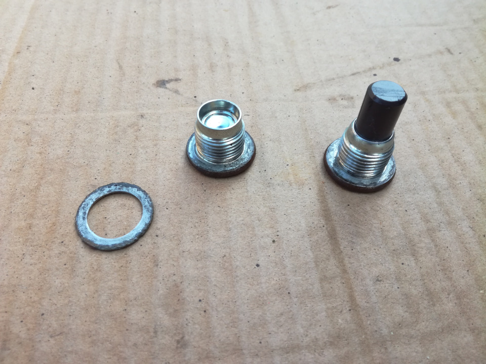 сливная пробка оказалась вообще без шайбы — Nissan X-Trail II (t31)