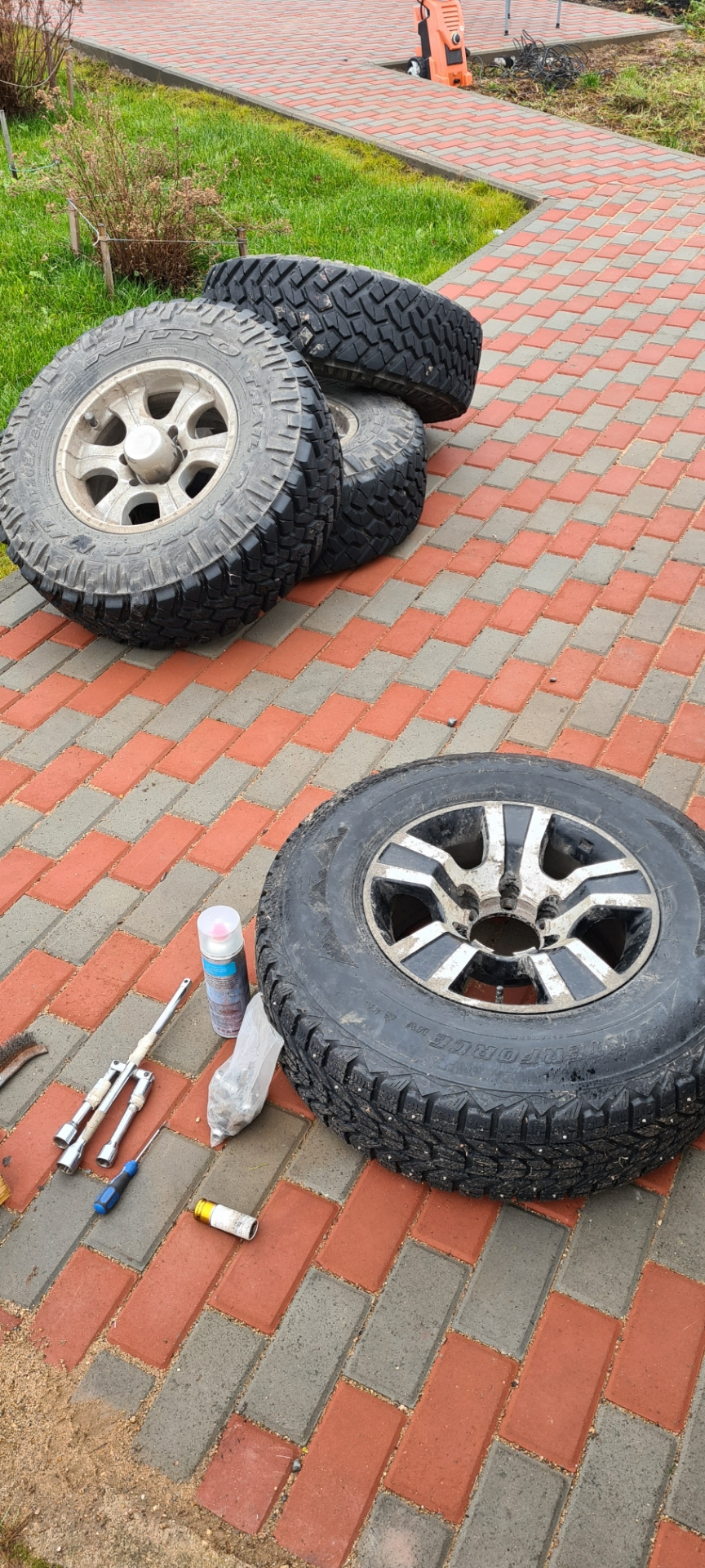 42-Переобувка в зиму(97т км) — Toyota Hilux (7G), 3 л, 2010 года ...