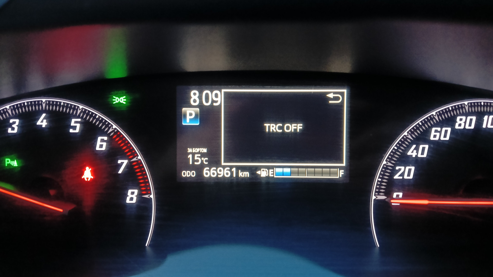 Ошибка trc off. Trc off. trc off toyota land cruiser 200. trc off что это тойота. trc off что значит на тайте.