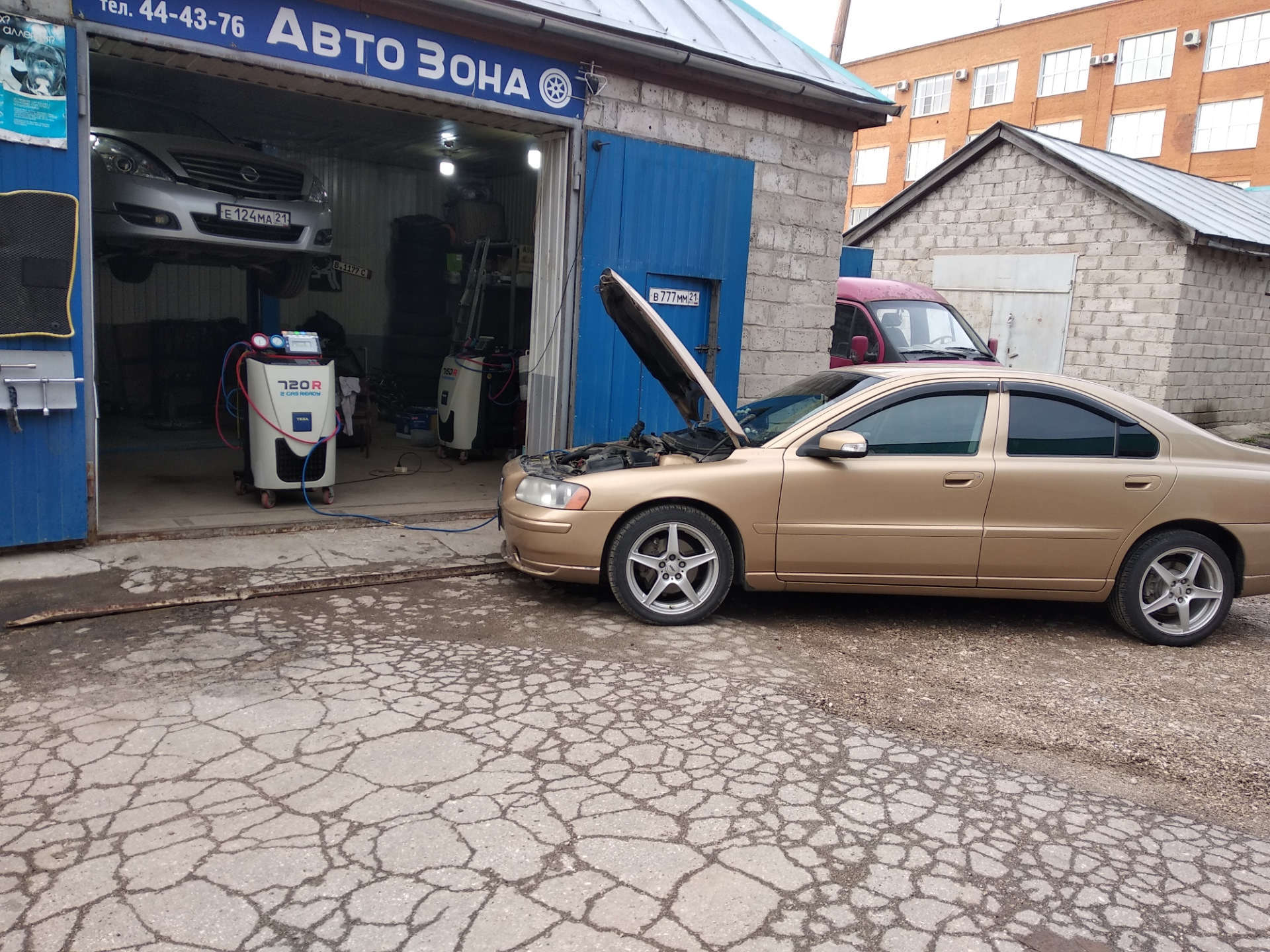 Климат. Откачка и заправка по-новой — Volvo S60 (1G), 2,4 л, 2007 года |  заправка | DRIVE2