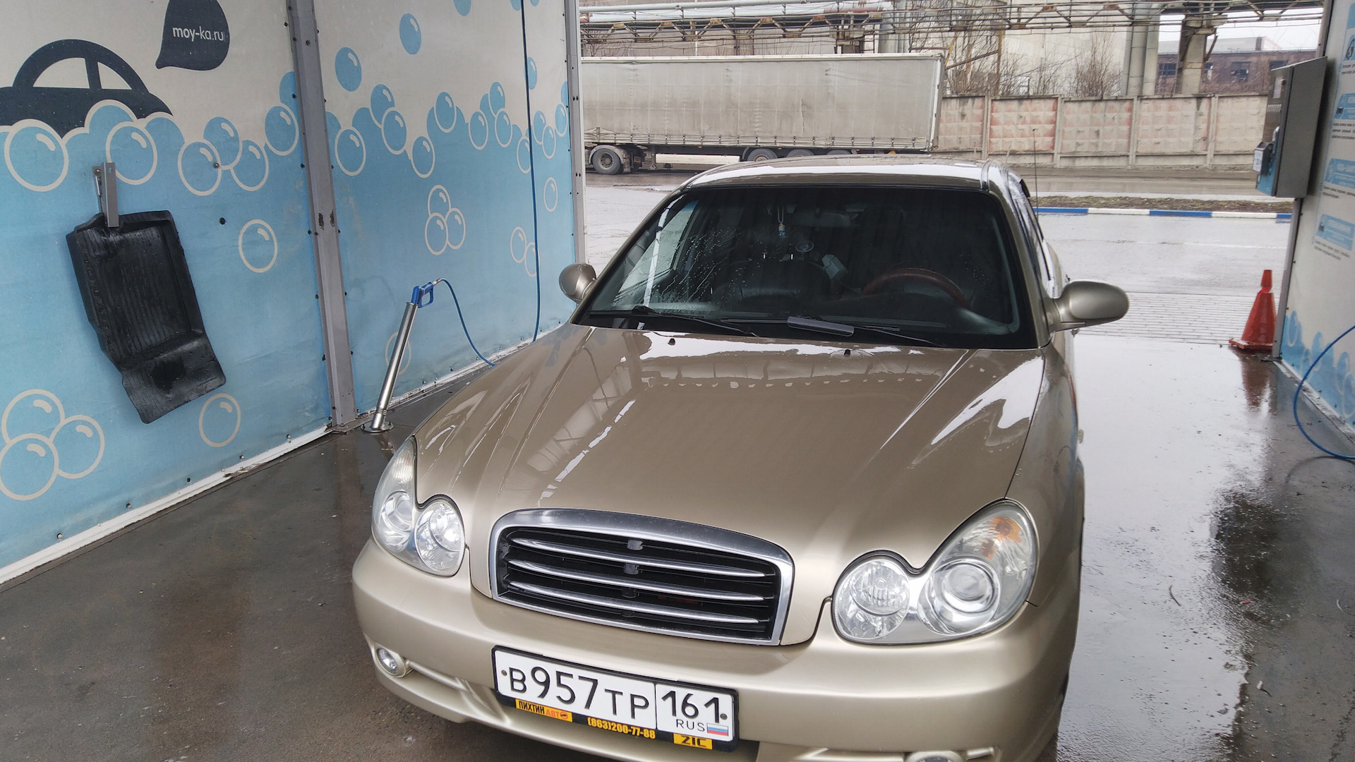 Hyundai Sonata IV (EF) 2.0 бензиновый 2004 | Бежевый дракон на DRIVE2