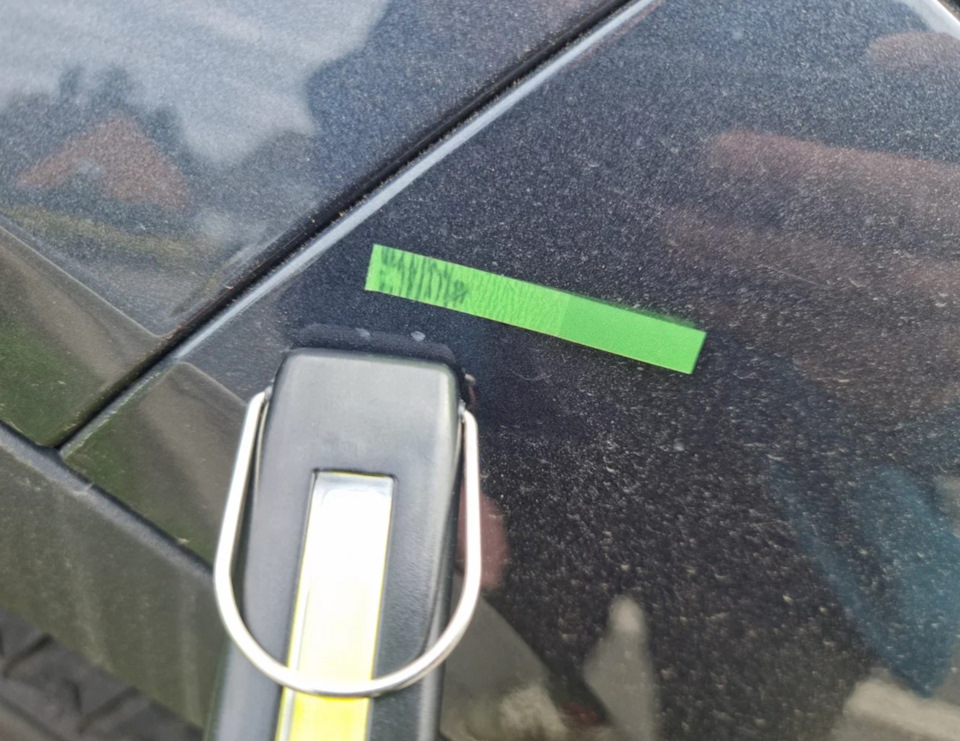 Видите скол? А он есть — BMW X7 (G07)