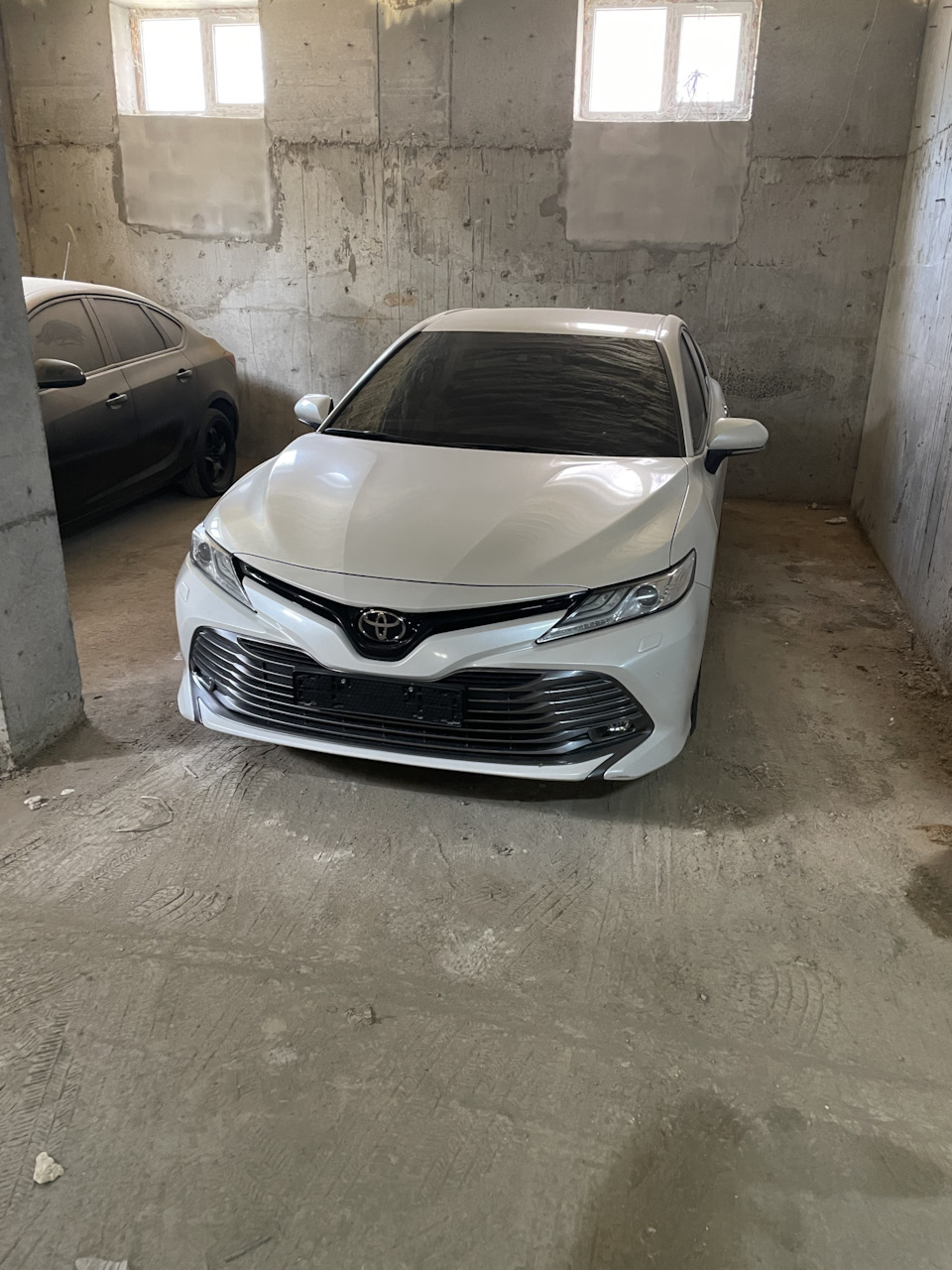 Замена аккумулятора — Toyota Camry (XV70), 2,5 л, 2018 года | поломка |  DRIVE2