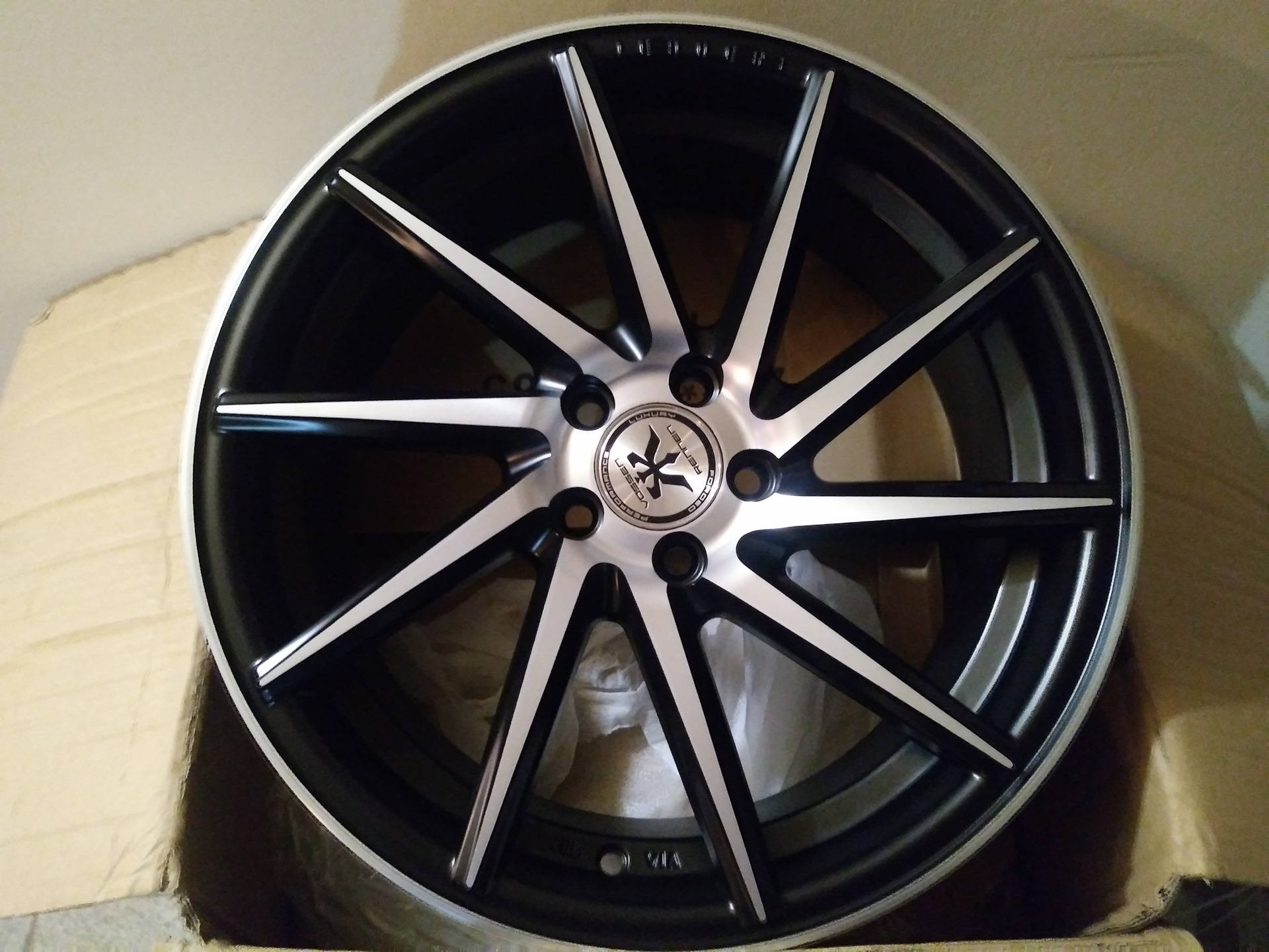 Диски 7.5. Replica Vossen CVT r17 Круз. Vossen CVT r16 реплика. Vossen CVT r15 поло. Диски Vossen CVT r17 5 105.