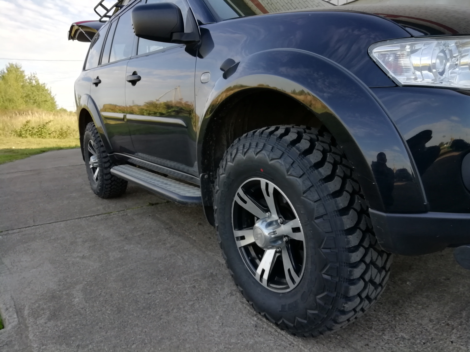 Шины паджеро спорт 2. Ханкук Динапро мт2. Hankook Dynapro MT 265/75 r16. 265/75/16 Pajero Sport. Hankook Dynapro MT 2 265/75 r16.