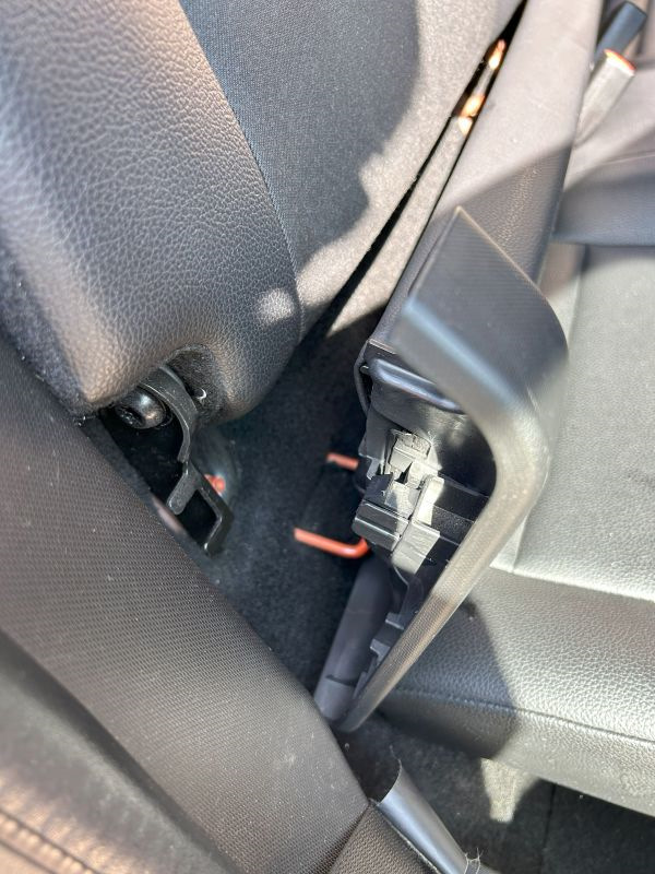 Снимаем подушку заднего сиденья смарт форфор — Smart forfour (2G), 1 л ...