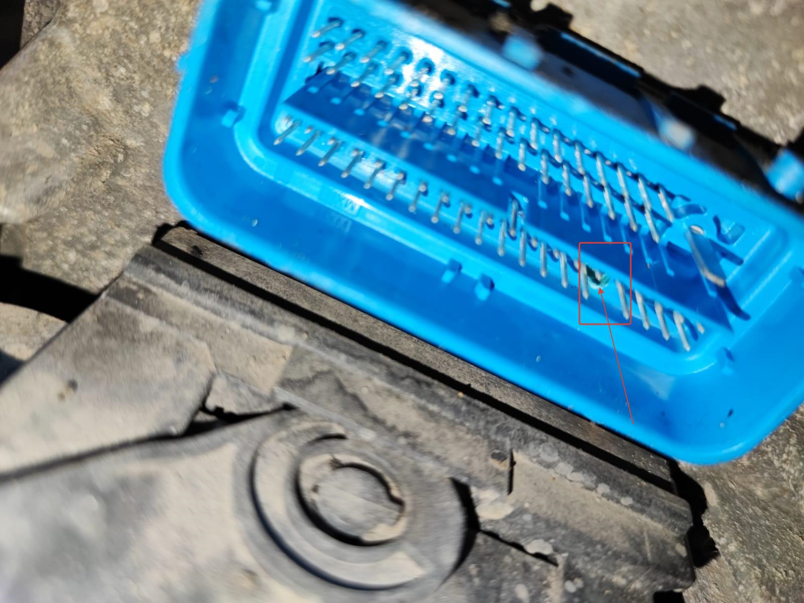 Программное отключение радаров ближнего действия Cadillac Escalade ...