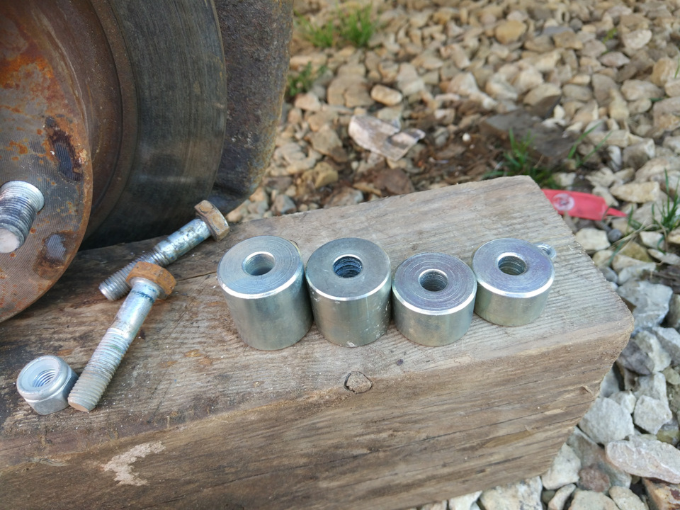 Нива "Лаура" Михалыч. Лифт передней подвески 50мм — Лаура 19321-03, 1,8 ...