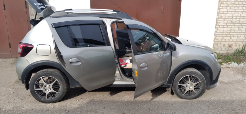 Плановая замена масла + обслуживание передних колодок ( заодно ...