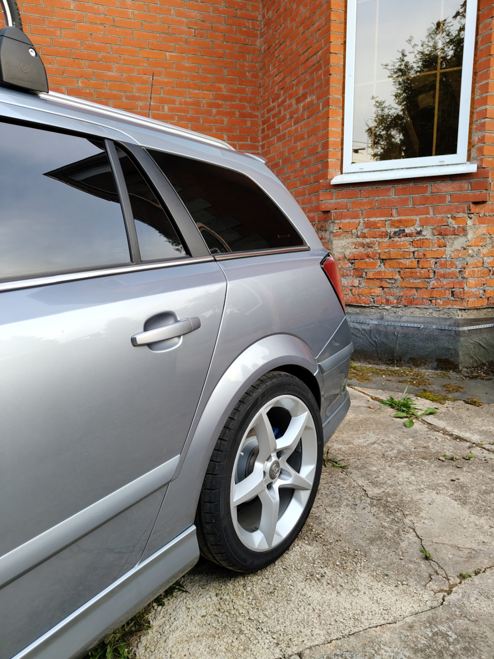 Фото в бортжурнале Opel Astra H