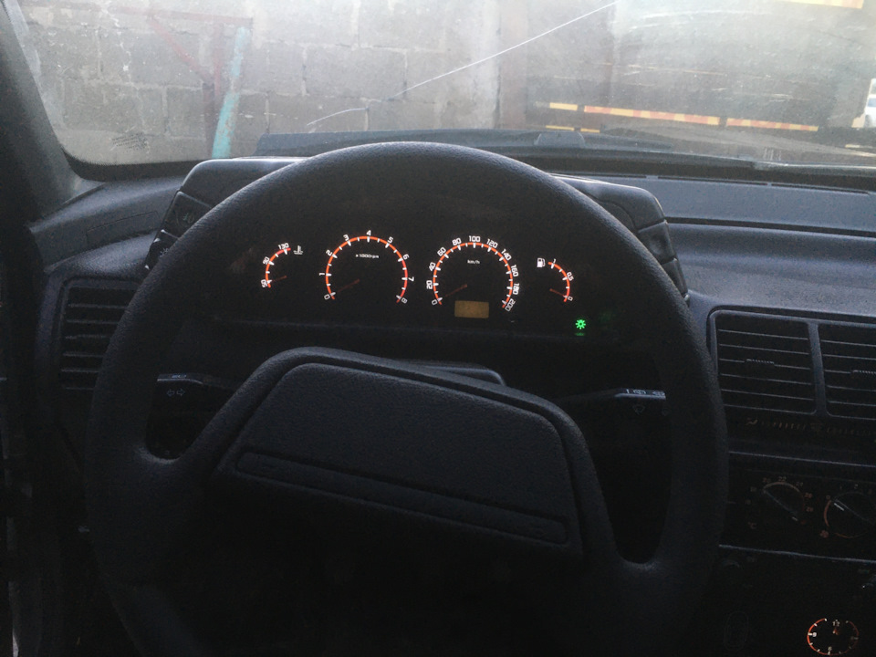 Приборка как на Весте — Lada 2112, 1,6 л, 2003 года | тюнинг | DRIVE2