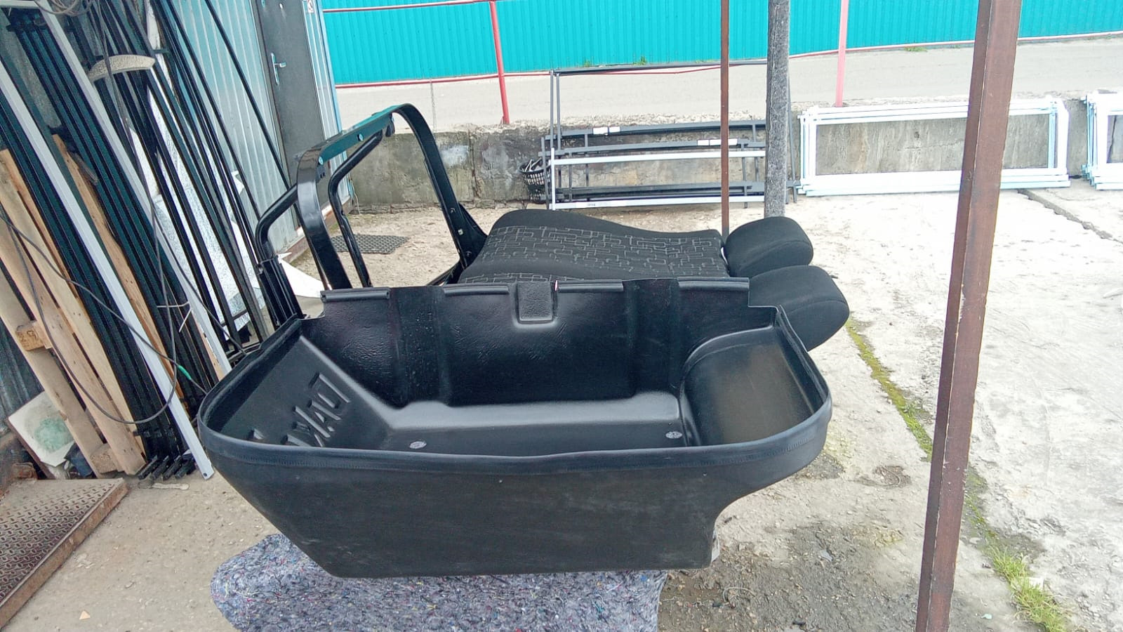 Установка обтекателя на крышу и вещевого ящика в салон — ГАЗ Газель, 2 ...