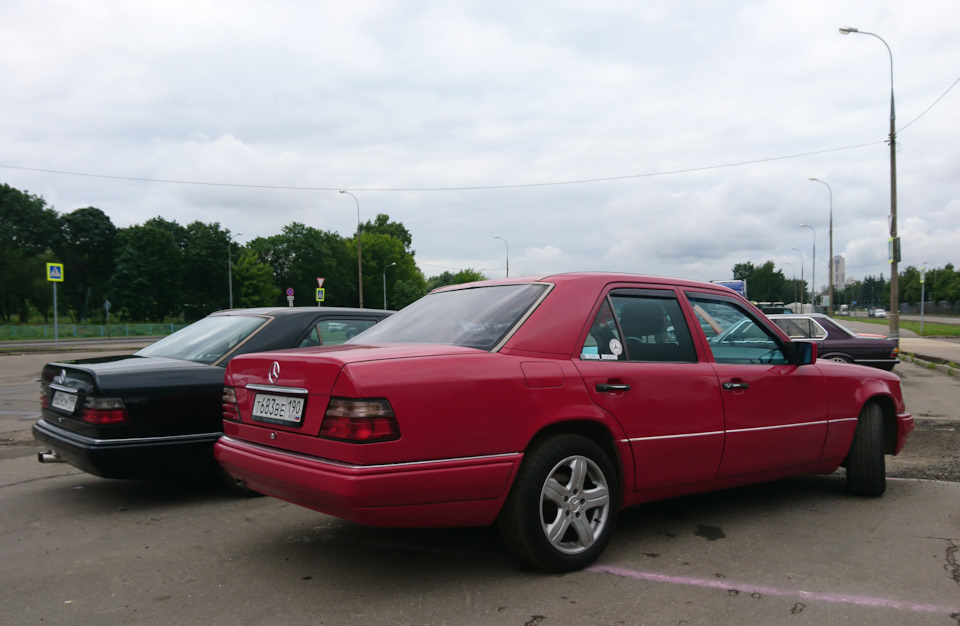 И вот так красиво — Mercedes-Benz E-Class (W124)