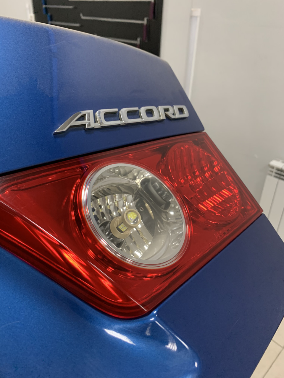 Решил отполировать задние фонари) — Honda Accord (7G), 2,4 л., 2004 ...