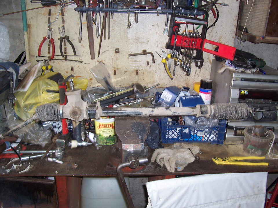 рейка на верстаке, одна тяга повисла(((( — Suzuki Ignis II