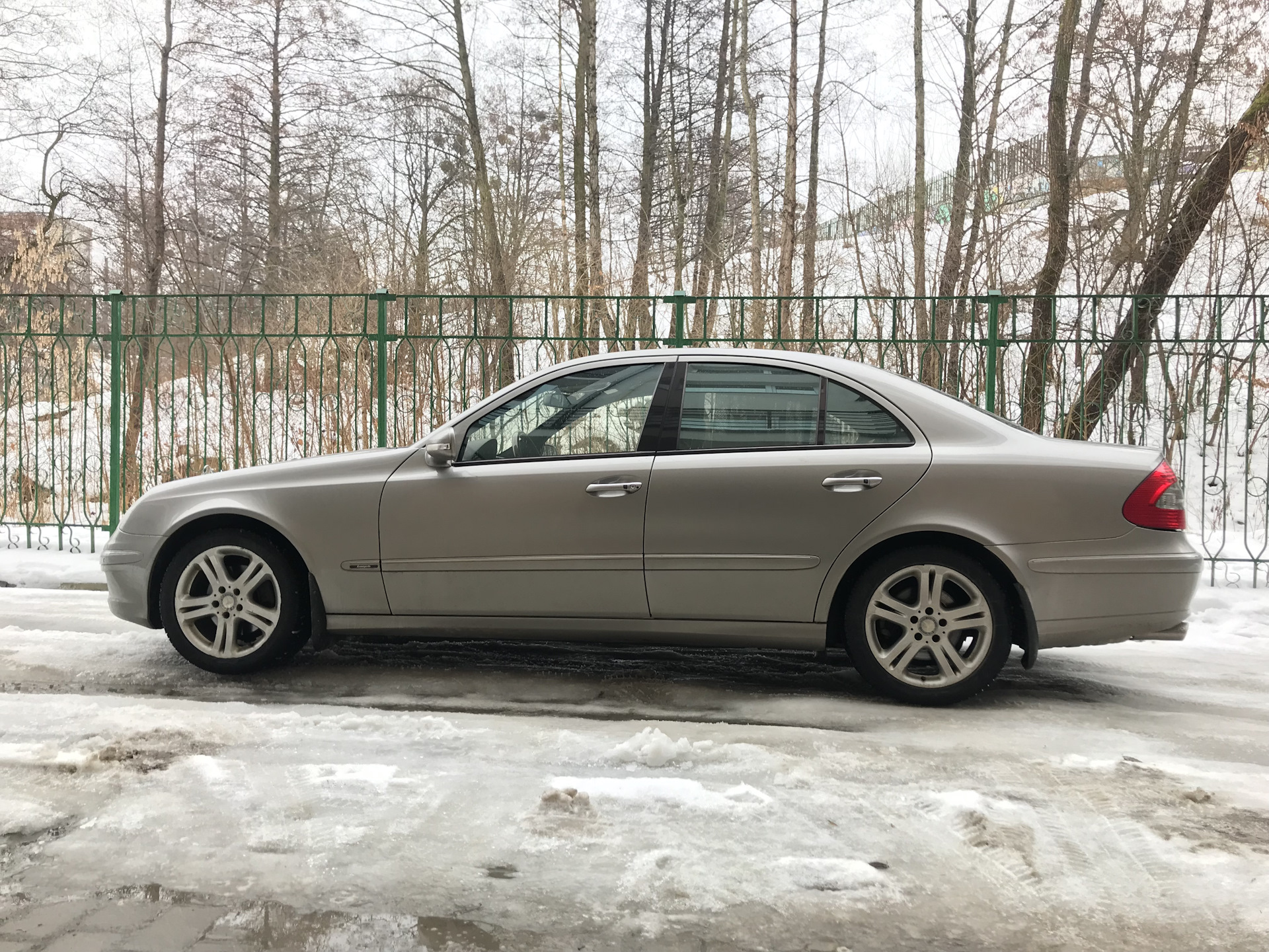 AIRmatic: a стоит ли? — Mercedes-Benz E-class (W211), 3,5 л, 2009 года |  наблюдение | DRIVE2