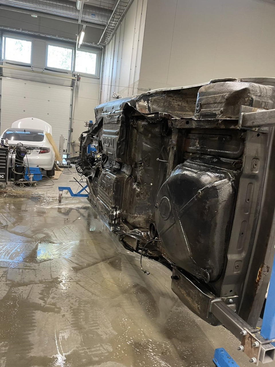 Антикор днища — Mercedes-Benz S-Class (W126), 5 л, 1982 года | кузовной ...