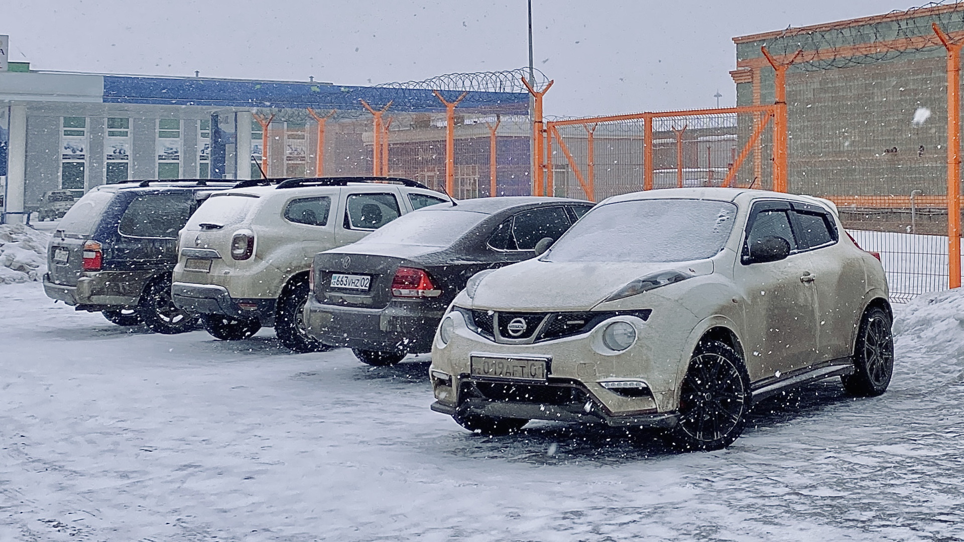 Хлопки в глушителе — Nissan Juke (1G), 1,6 л, 2013 года | поломка | DRIVE2