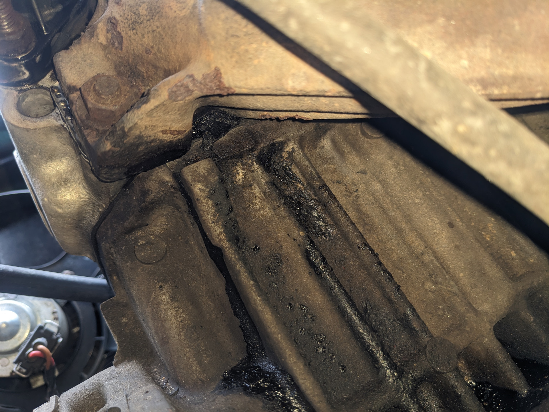 Прогорела прокладка колектора, или гбц? — Skoda Felicia, 1,3 л, 1996 ...