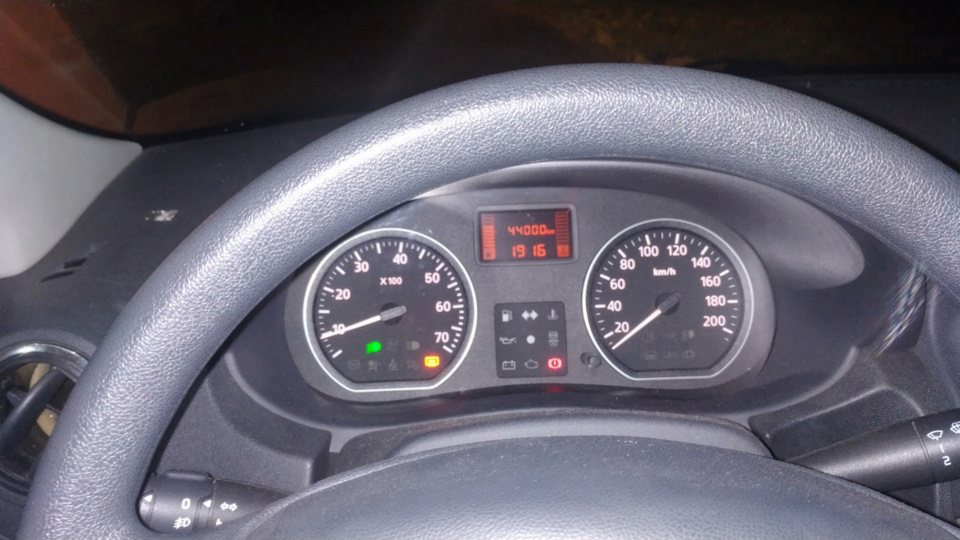 Слышен глухой удар при выжимании сцепления — Nissan Almera V (G11/15 ...