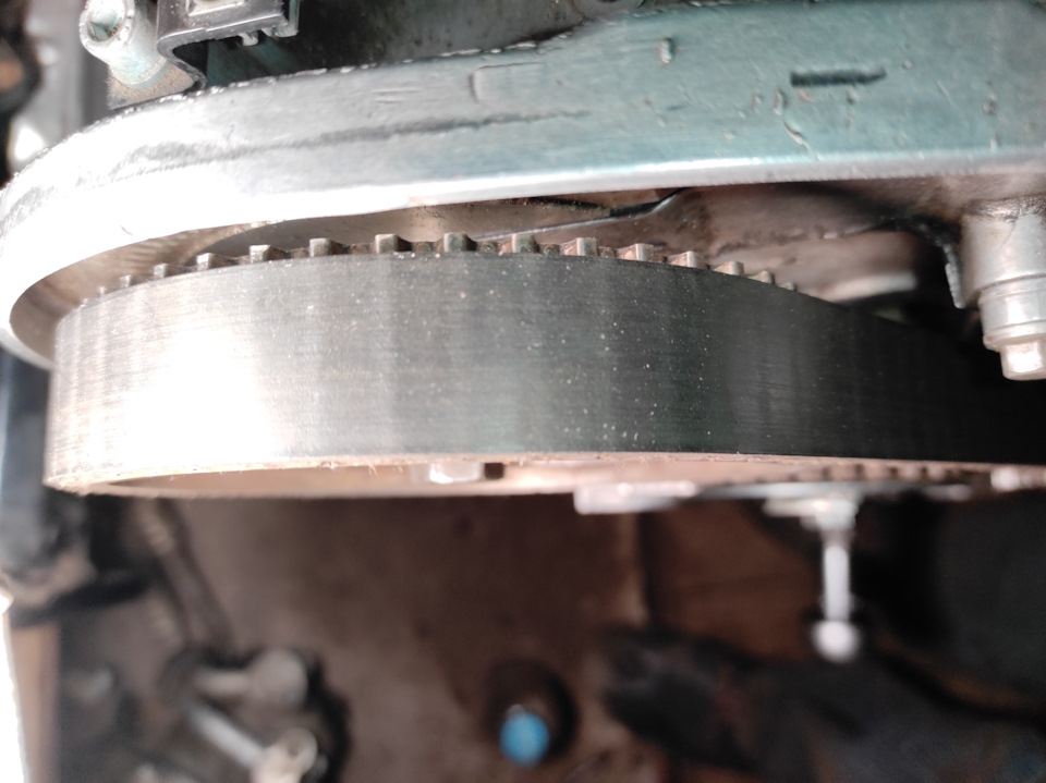 Сползает ремень — Volkswagen Passat B5, 1,8 л, 2003 года | своими ...