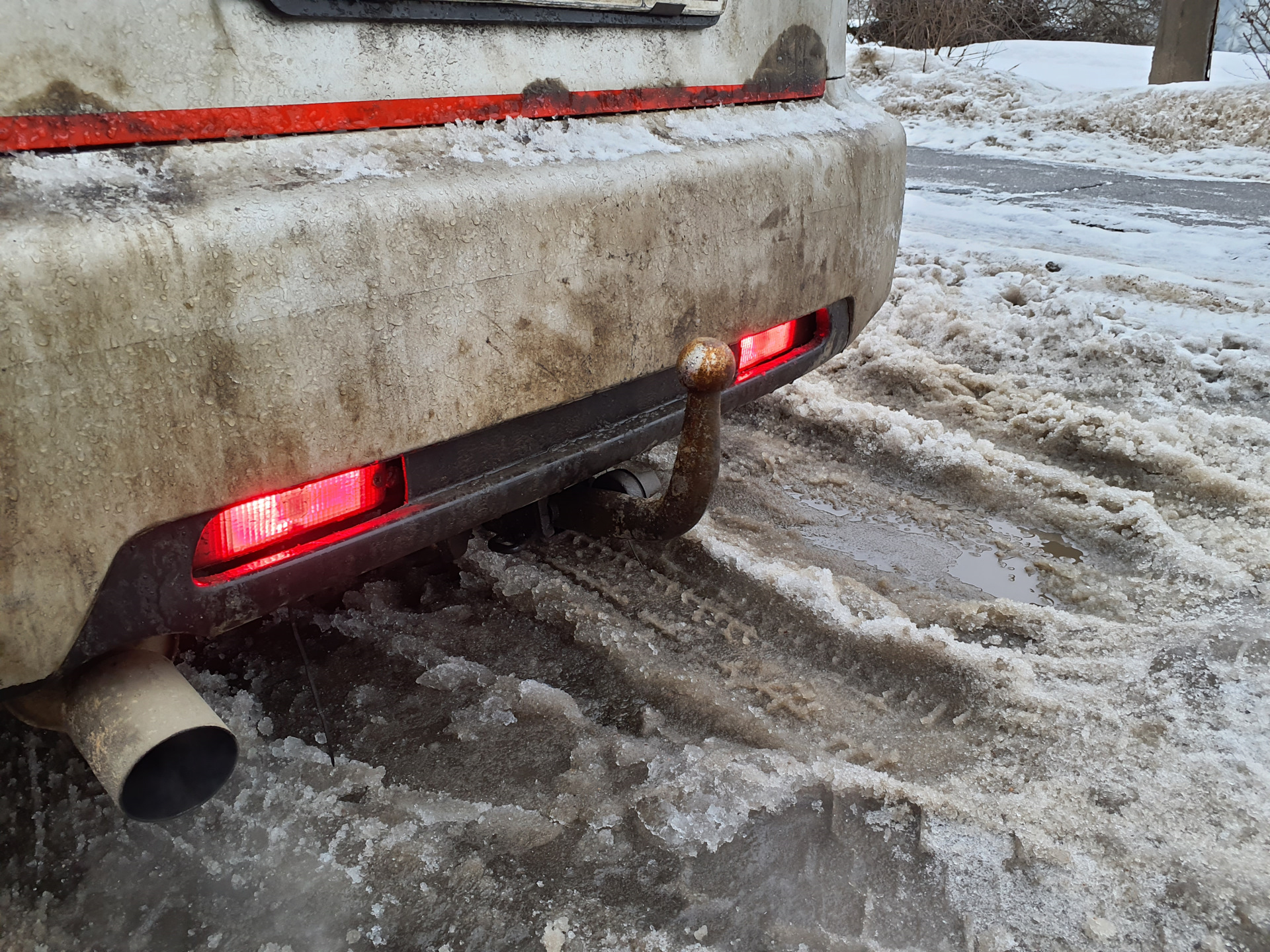 Лампа заднего хода тойота авенсис 2006. Фонарь заднего хода урал 5323. Задний ход птф. Драйв 2 паджеро спорт 2 фонарь заднего хода. Задний ход птф.