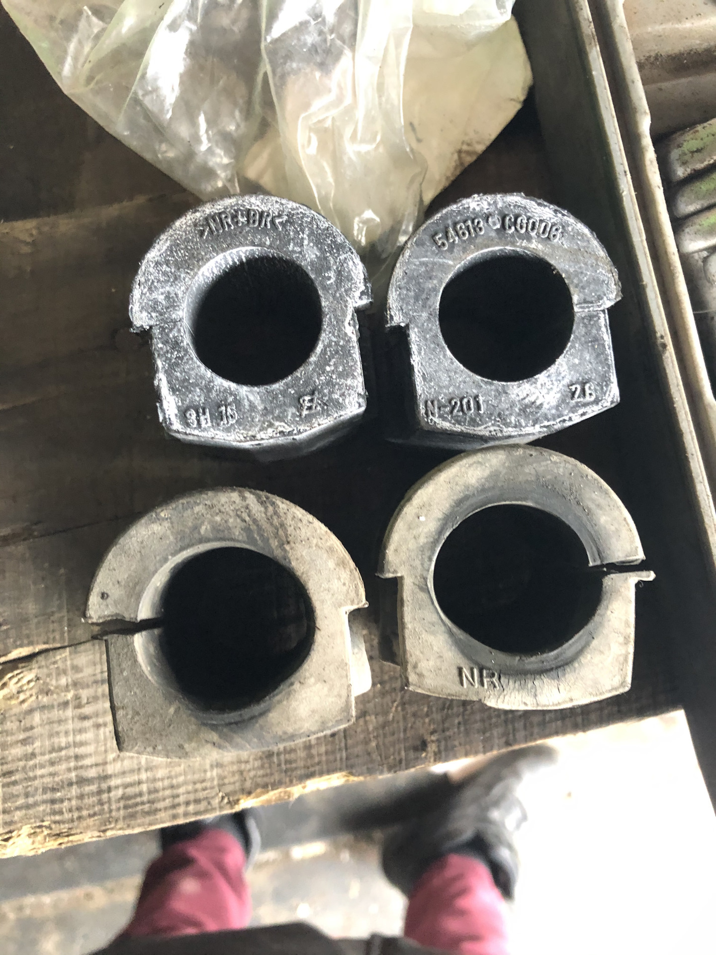 Замена втулок и стоек стабилизатора — Infiniti FX (1G), 3,5 л, 2004 ...