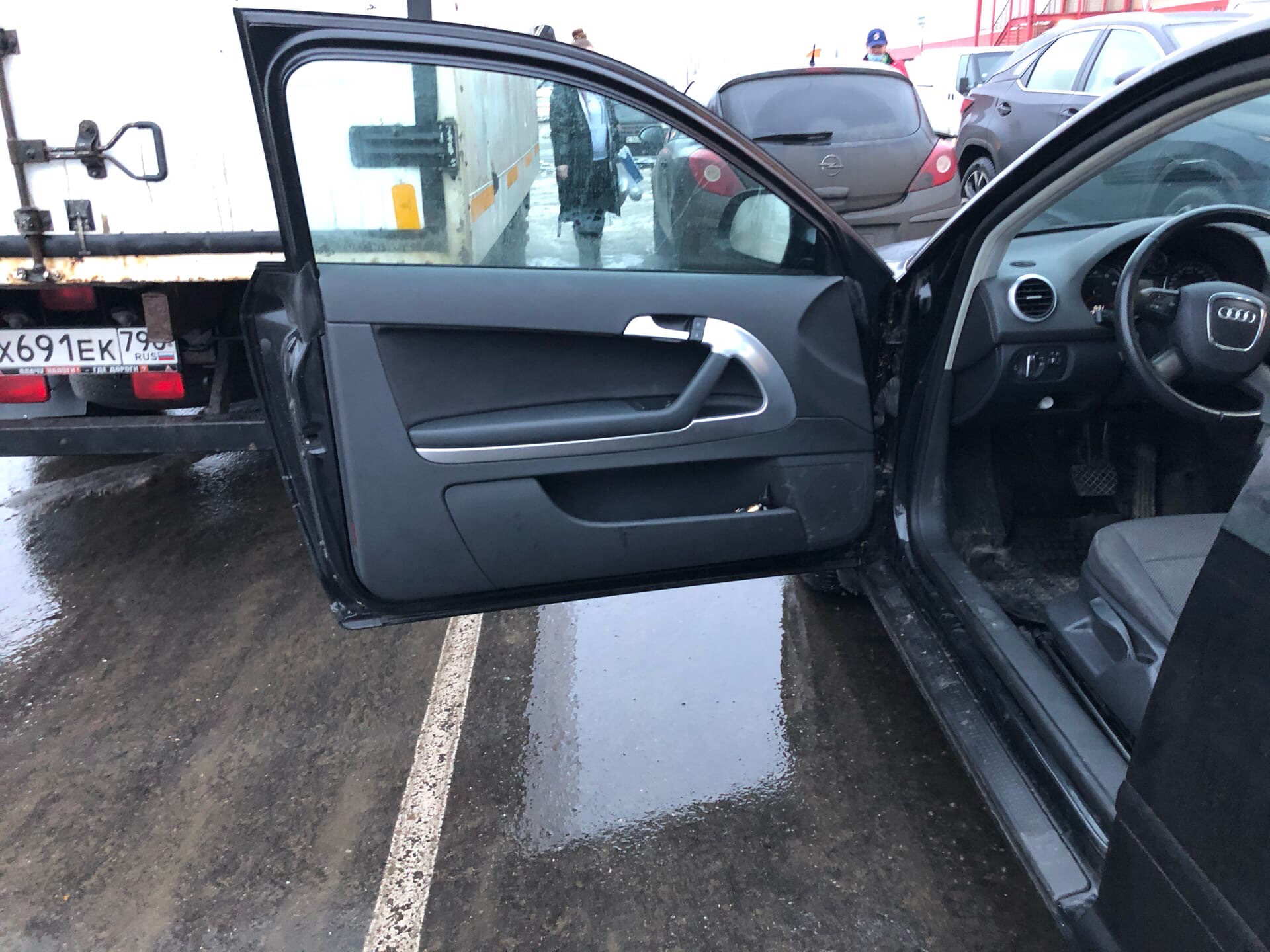 Поиск дверных карт… — Audi A3 (8P), 1,4 л, 2009 года | автозвук | DRIVE2