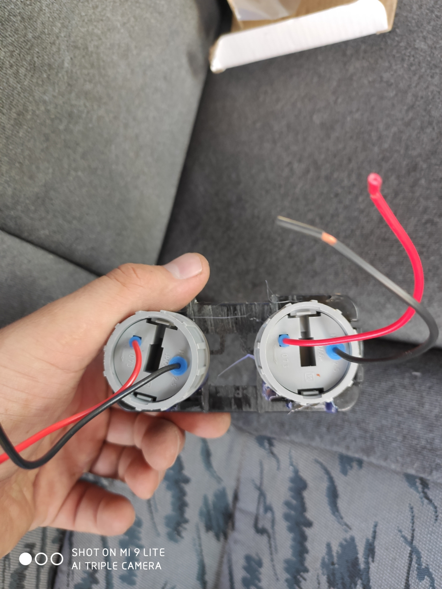 Доработка задних фонарей — Lada 21124, 1,6 л, 2007 года | своими руками ...