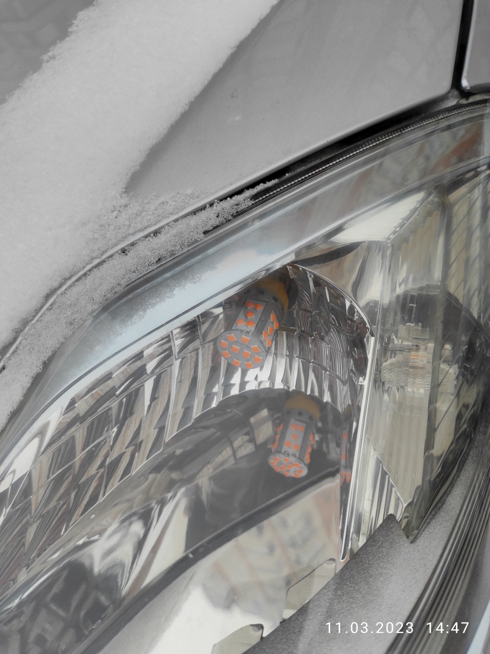 12 Какая-то особая кукурузина на поворотнике. — Toyota Prius (20)