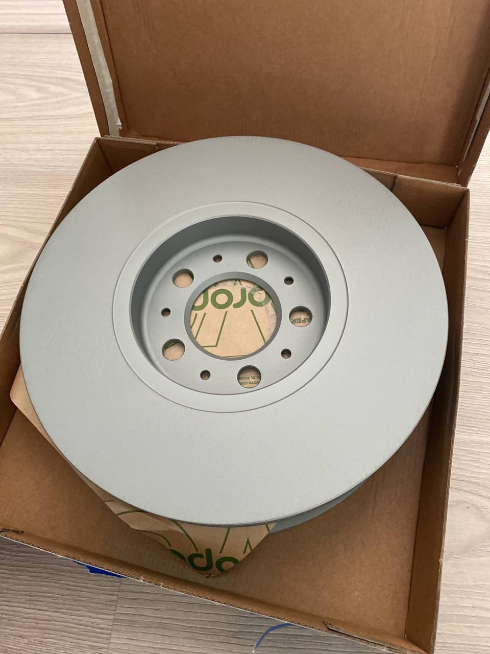 Замена тормозных дисков и колодок. — Skoda Rapid (1G), 1,4 л, 2017 года ...